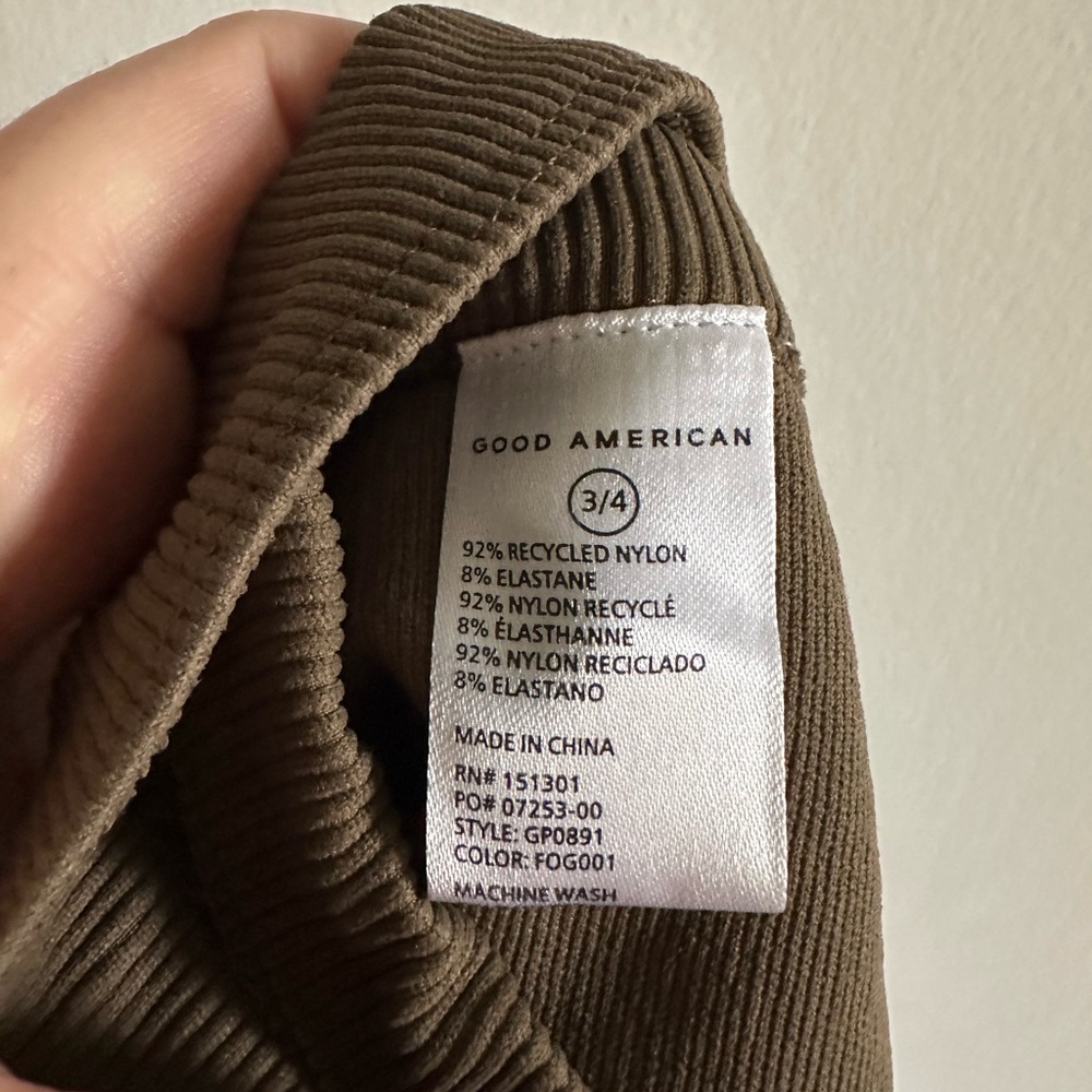 Good American Green Thermal Seamless Sports Bra size L/XL (3/4) EUC - Picture 6 of 6